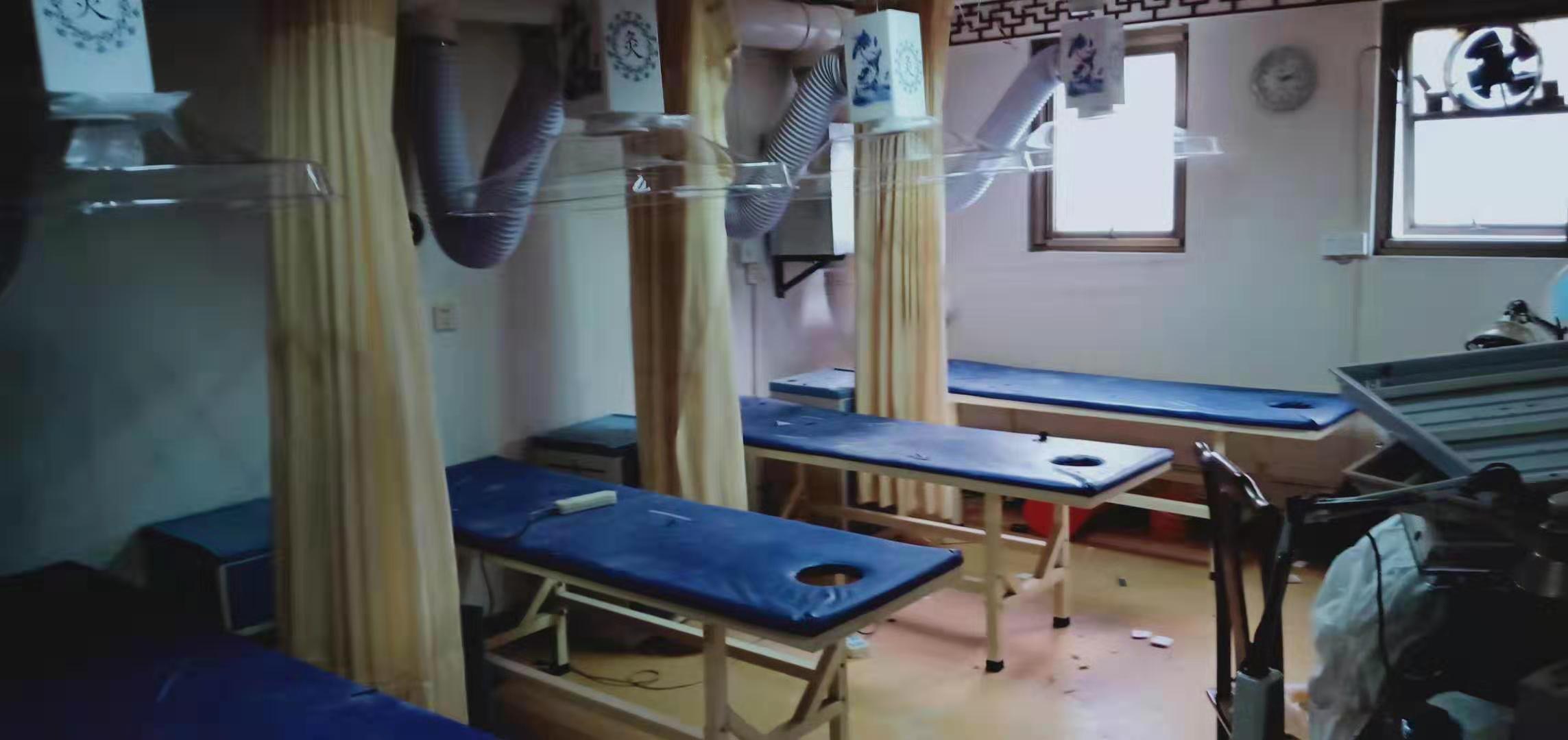 上海中醫診所（華仔）艾灸排煙系統安裝完工